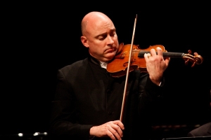 David Russell playing violin