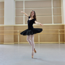 Maria dancing on pointe