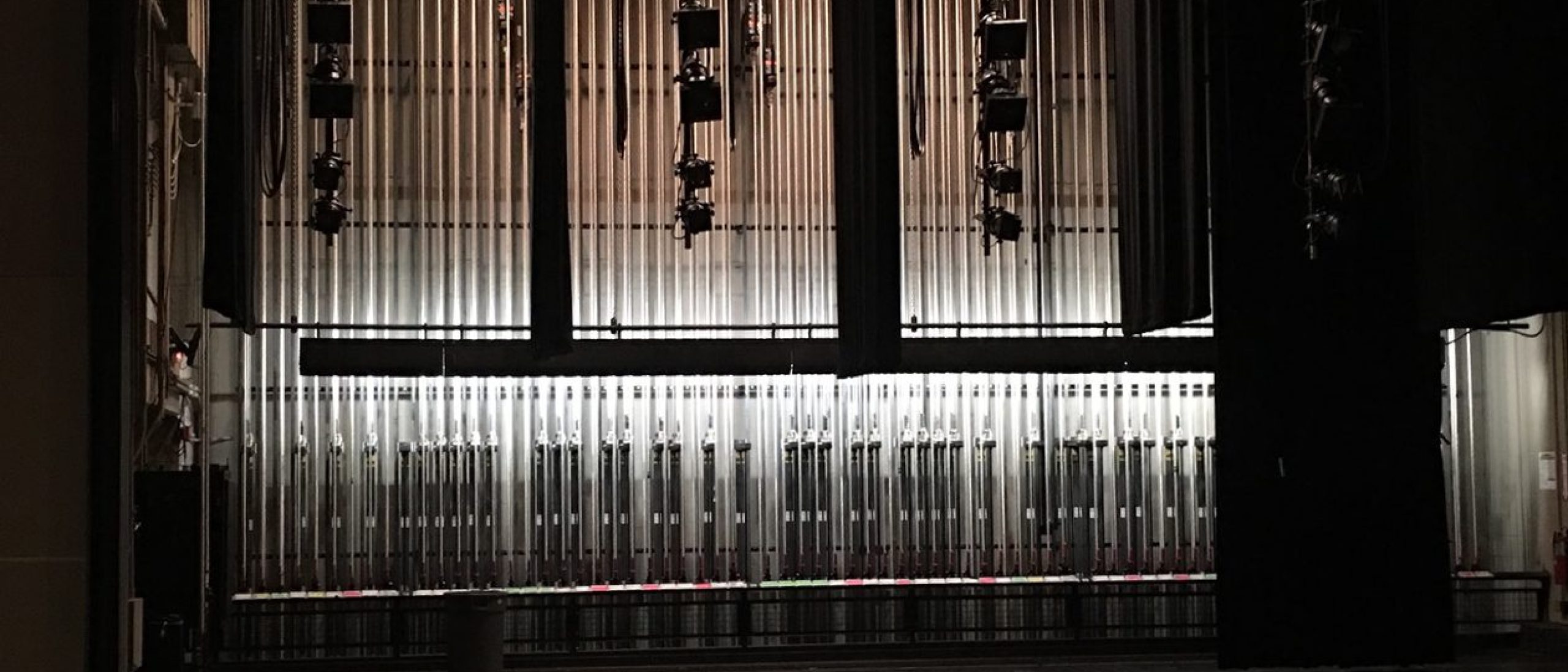 Side view of the stage showing exposed lighting