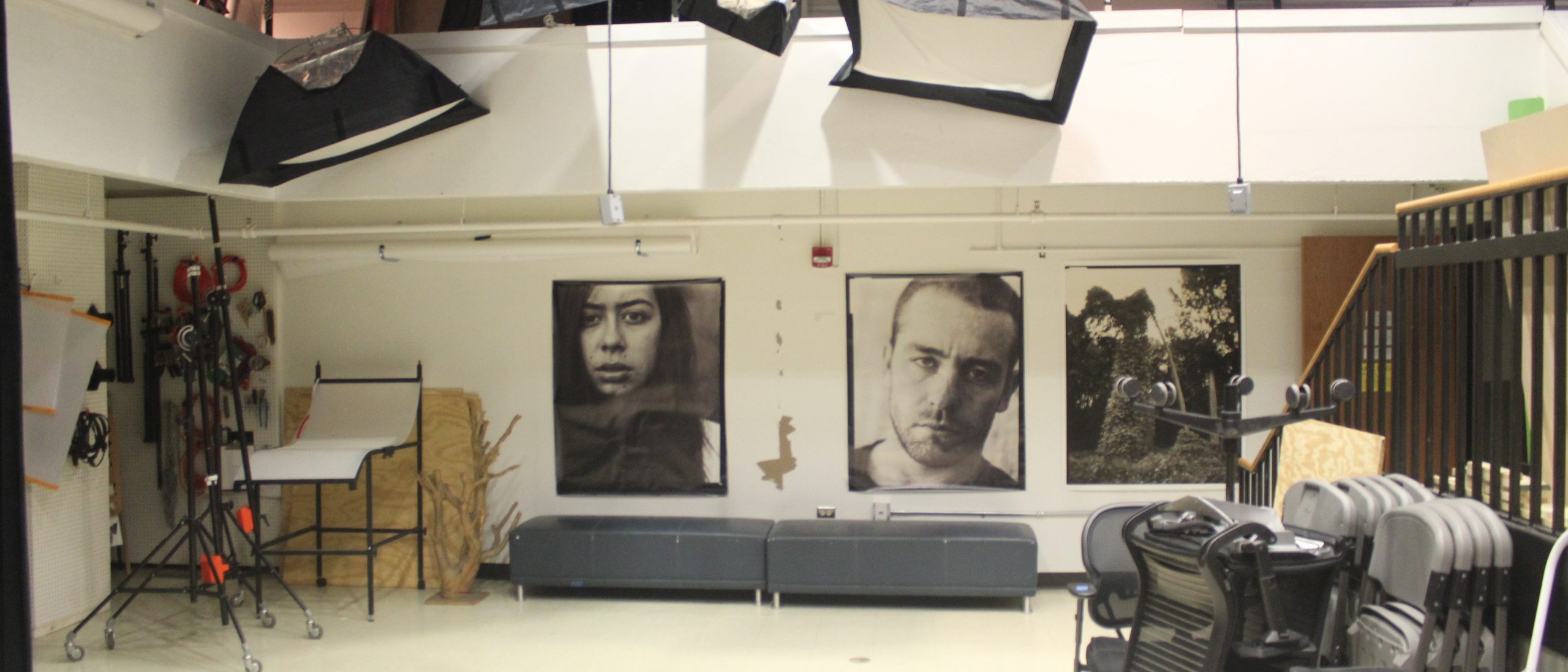 Large portraits in the lighting studio