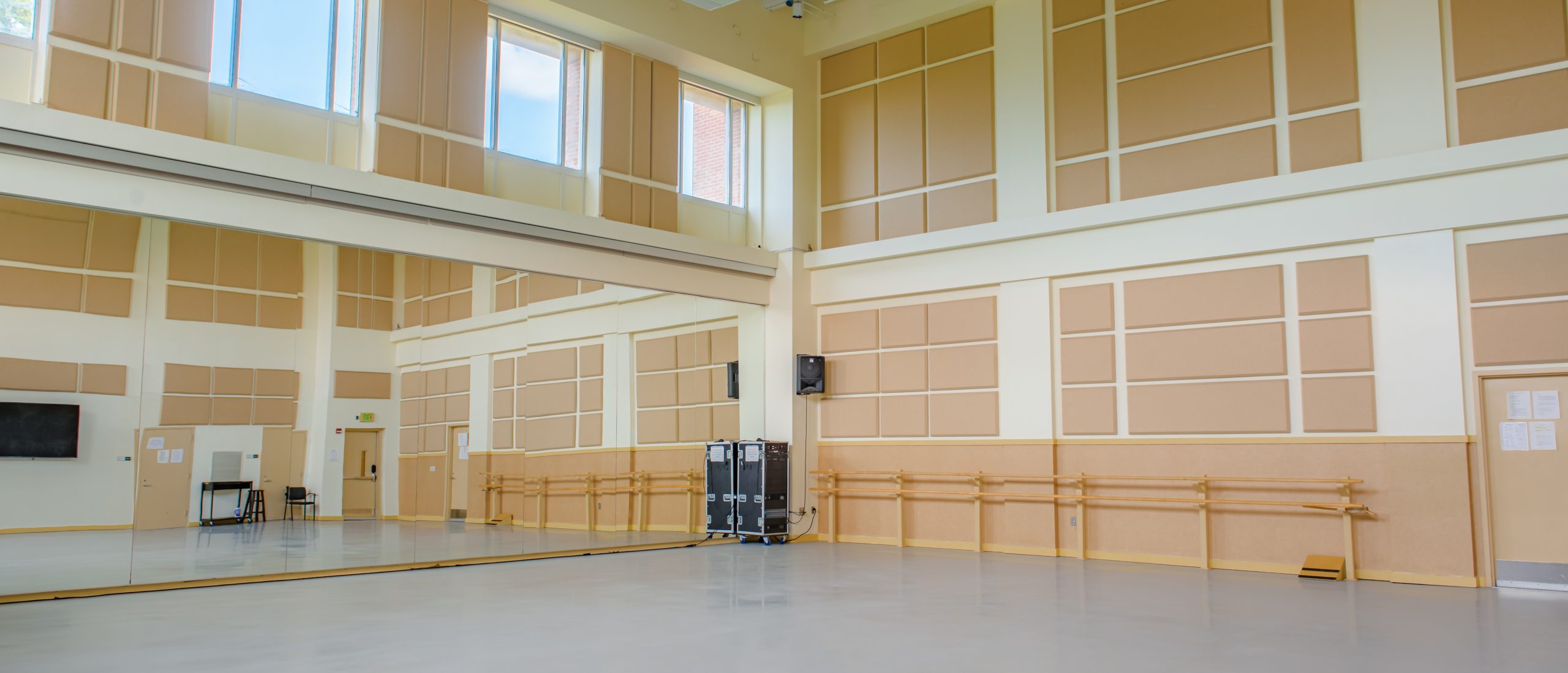 Side view of Robinson 115, empty studio