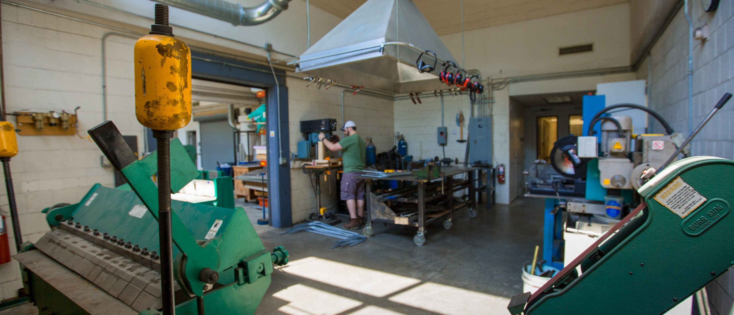 machinery in the fab lab